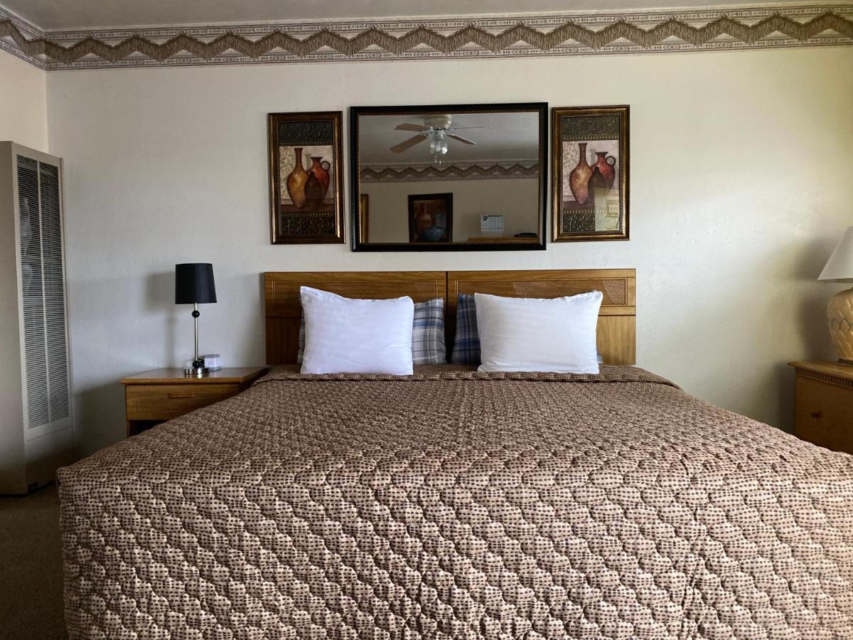 Rainbow Inn Carrizozo Экстерьер фото